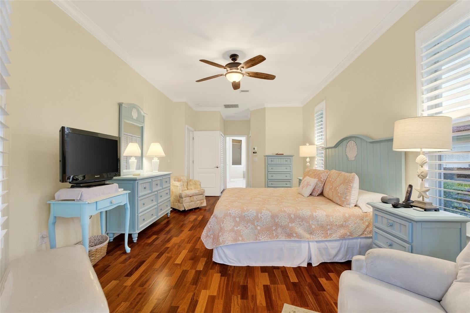 VENETIA PH 4 - Residential