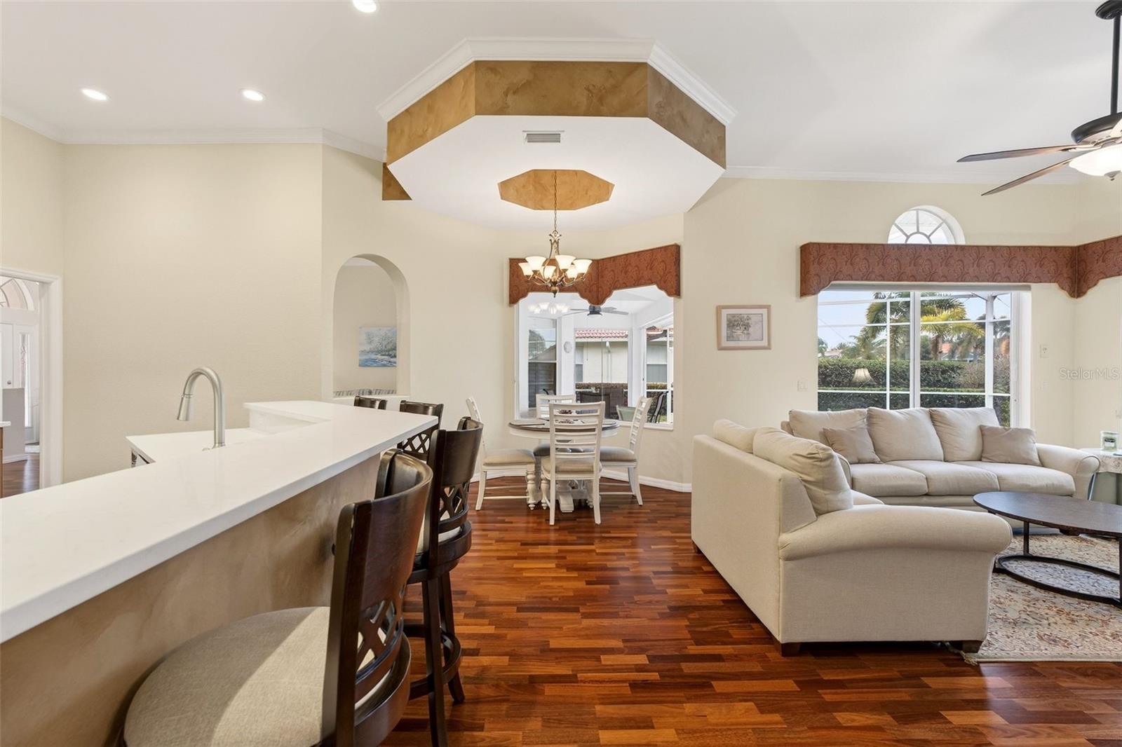 VENETIA PH 4 - Residential