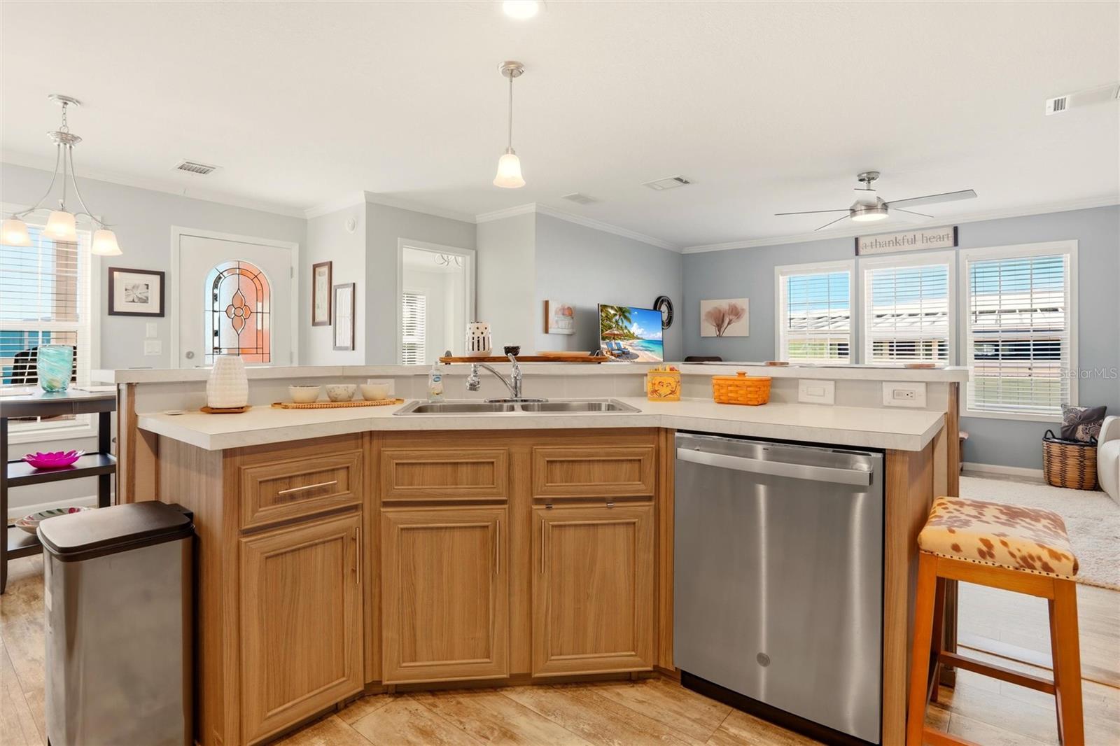 HARBOR VIEW ON THE BAY - Residential