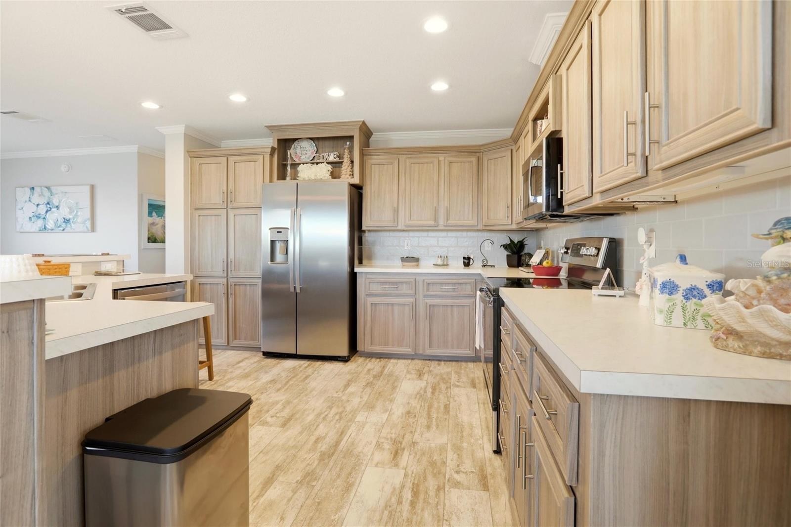 HARBOR VIEW ON THE BAY - Residential