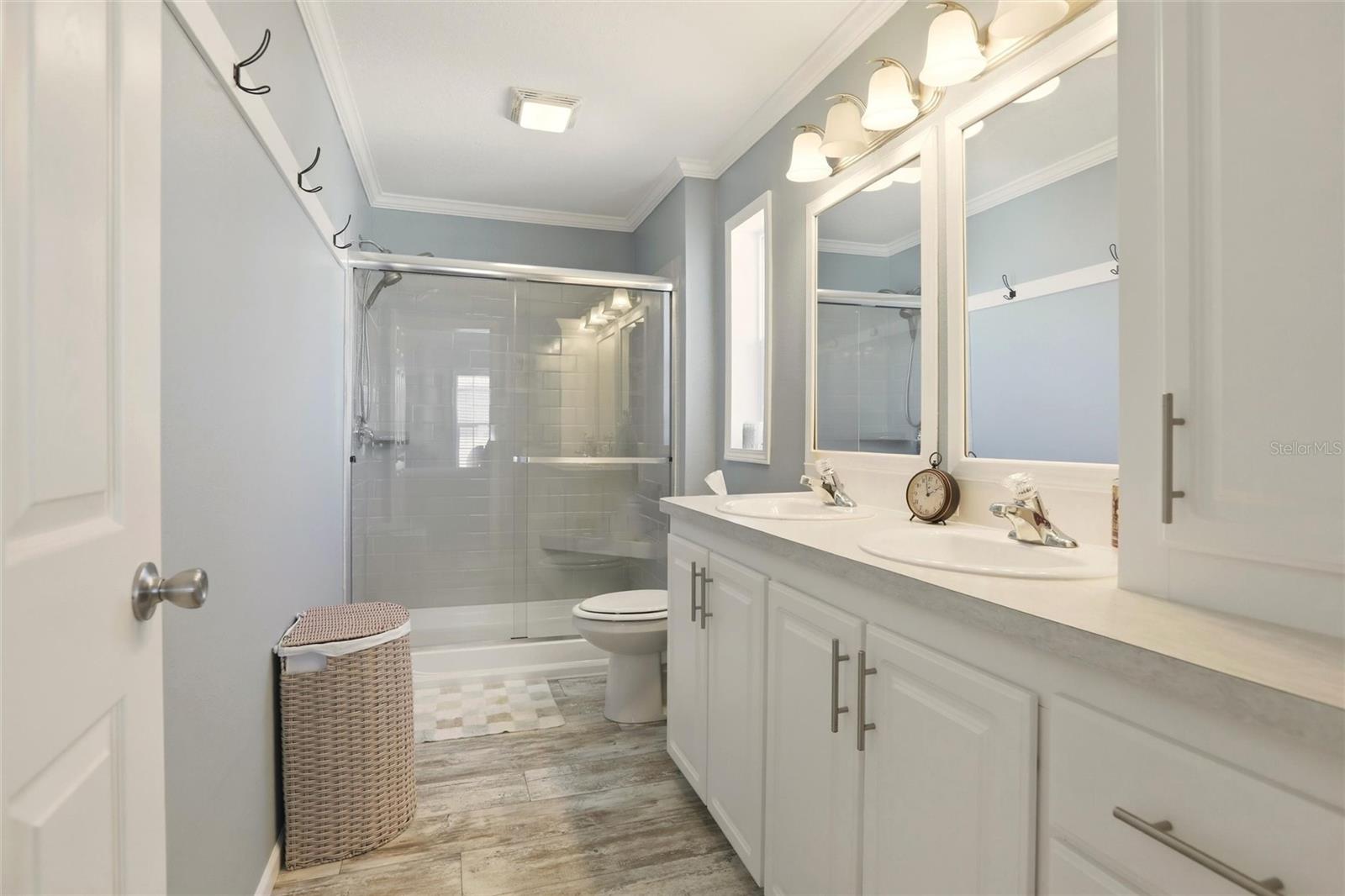 HARBOR VIEW ON THE BAY - Residential