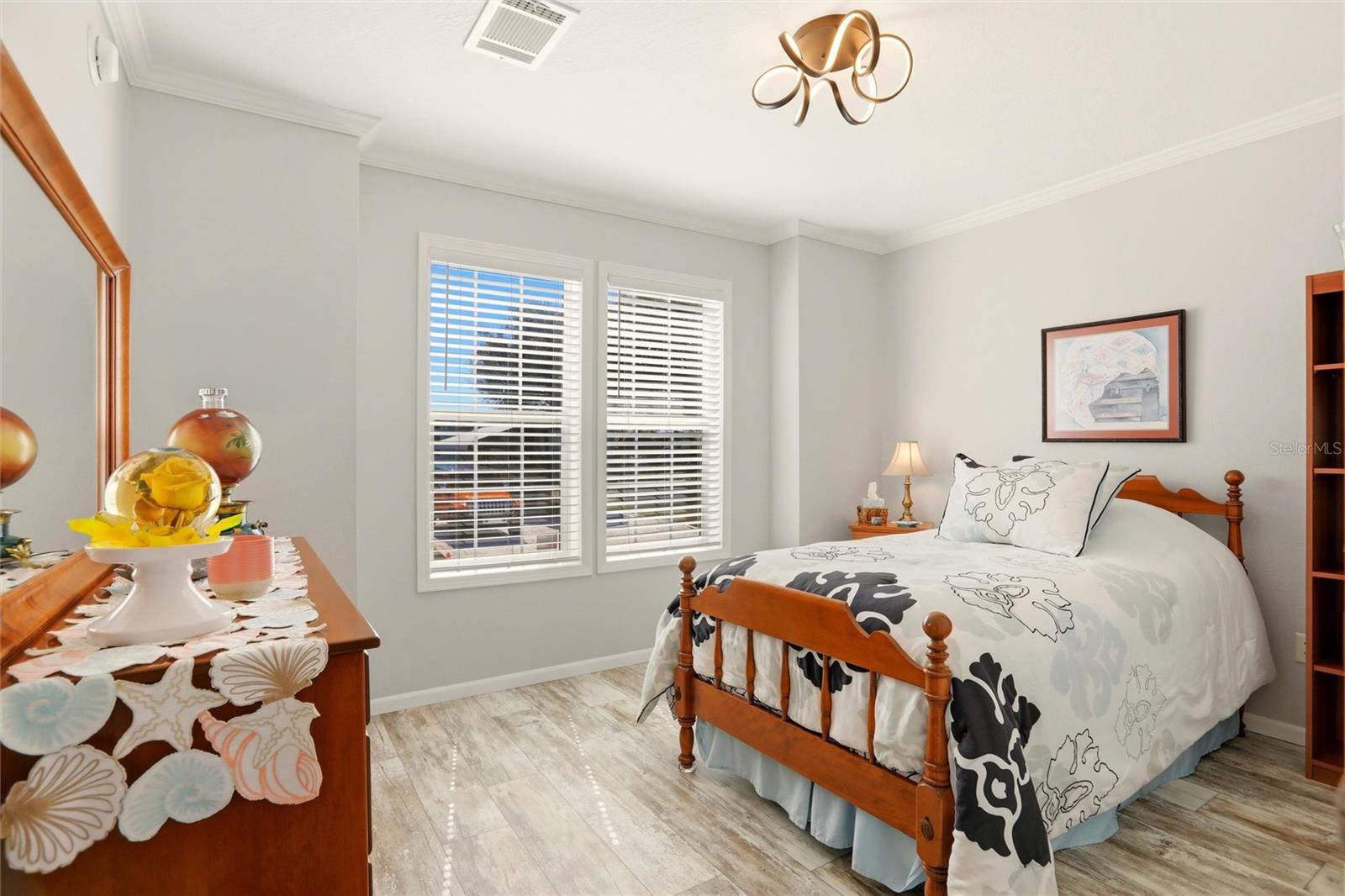 HARBOR VIEW ON THE BAY - Residential