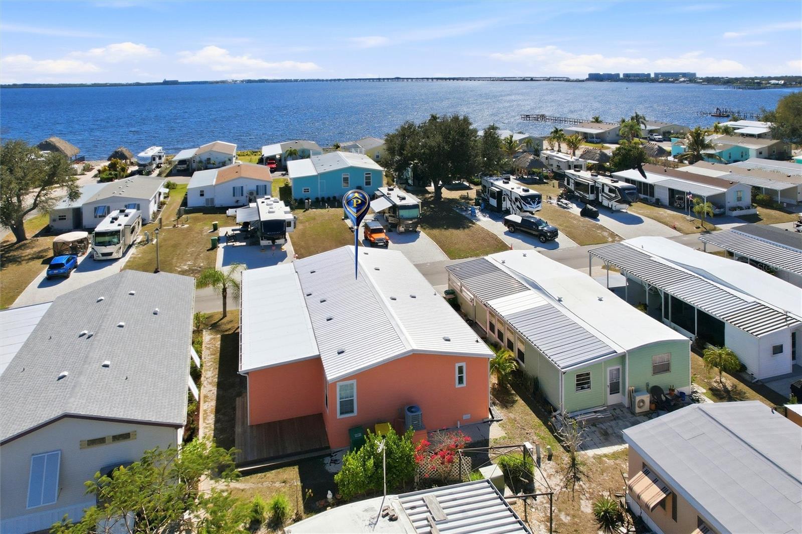 HARBOR VIEW ON THE BAY - Residential