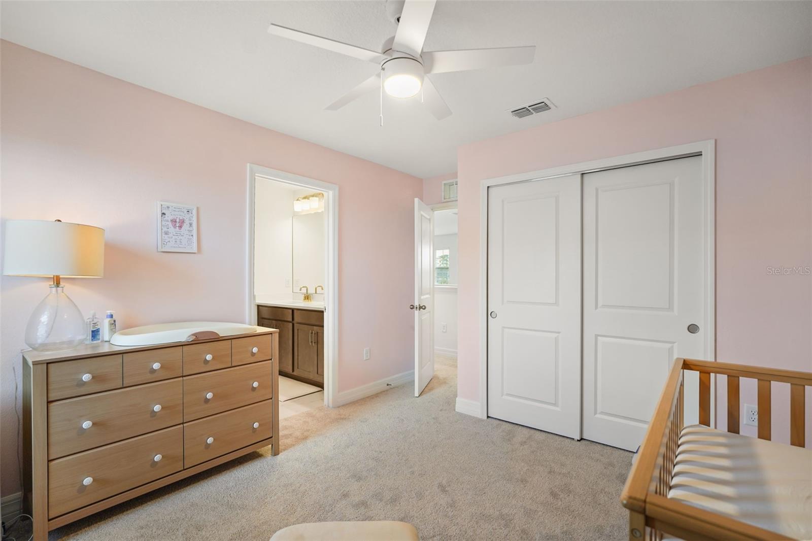 PRAIRIE OAKS - Residential