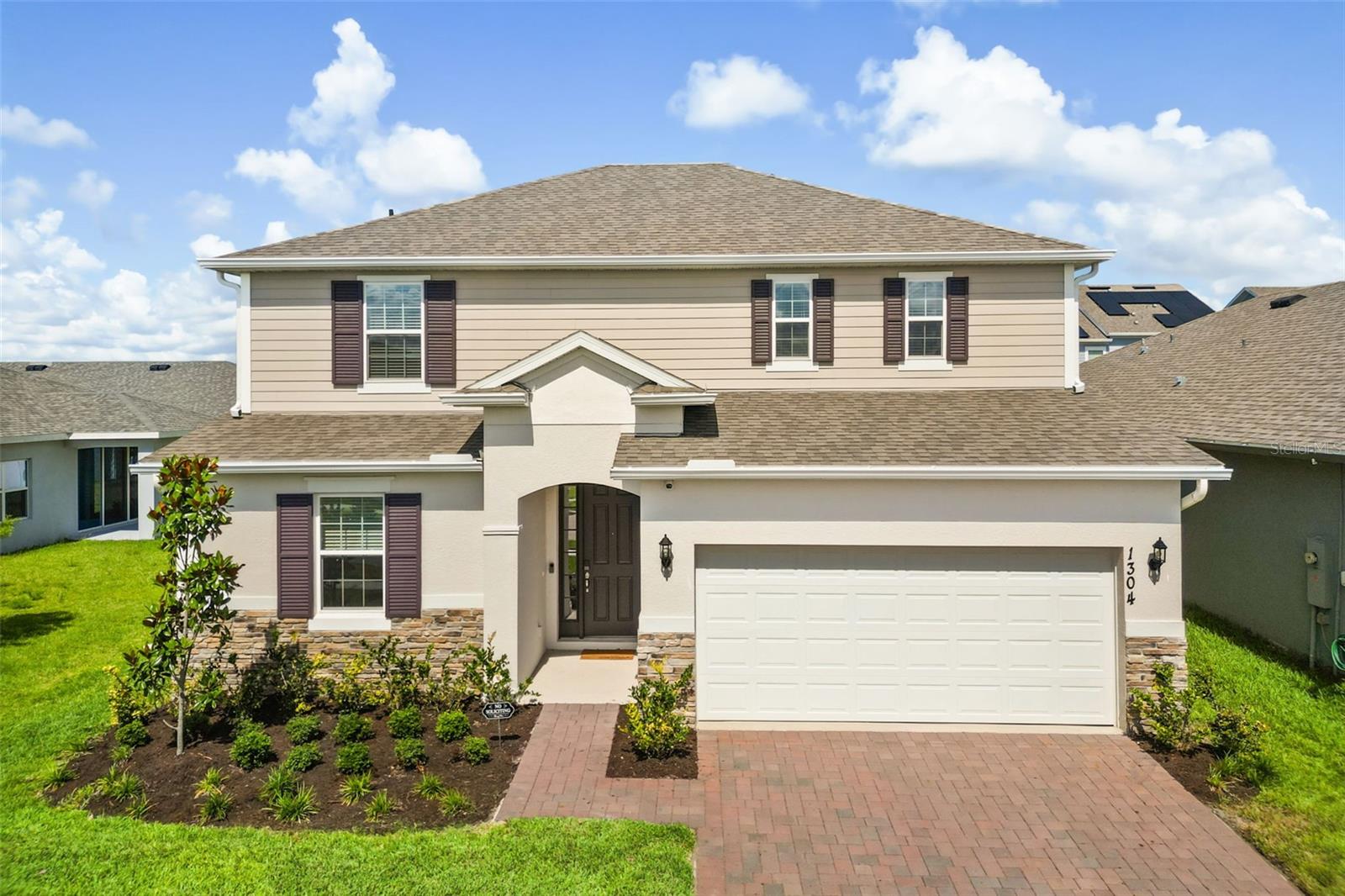 PRAIRIE OAKS - Residential