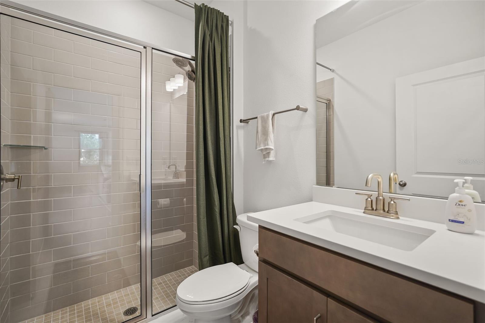 PRAIRIE OAKS - Residential