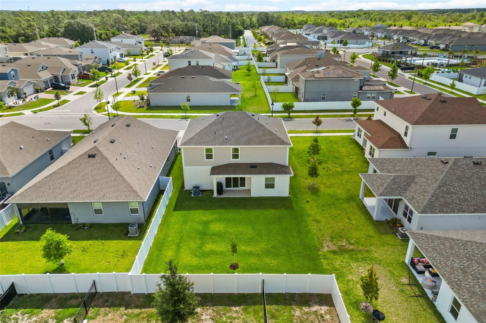 PRAIRIE OAKS - Residential
