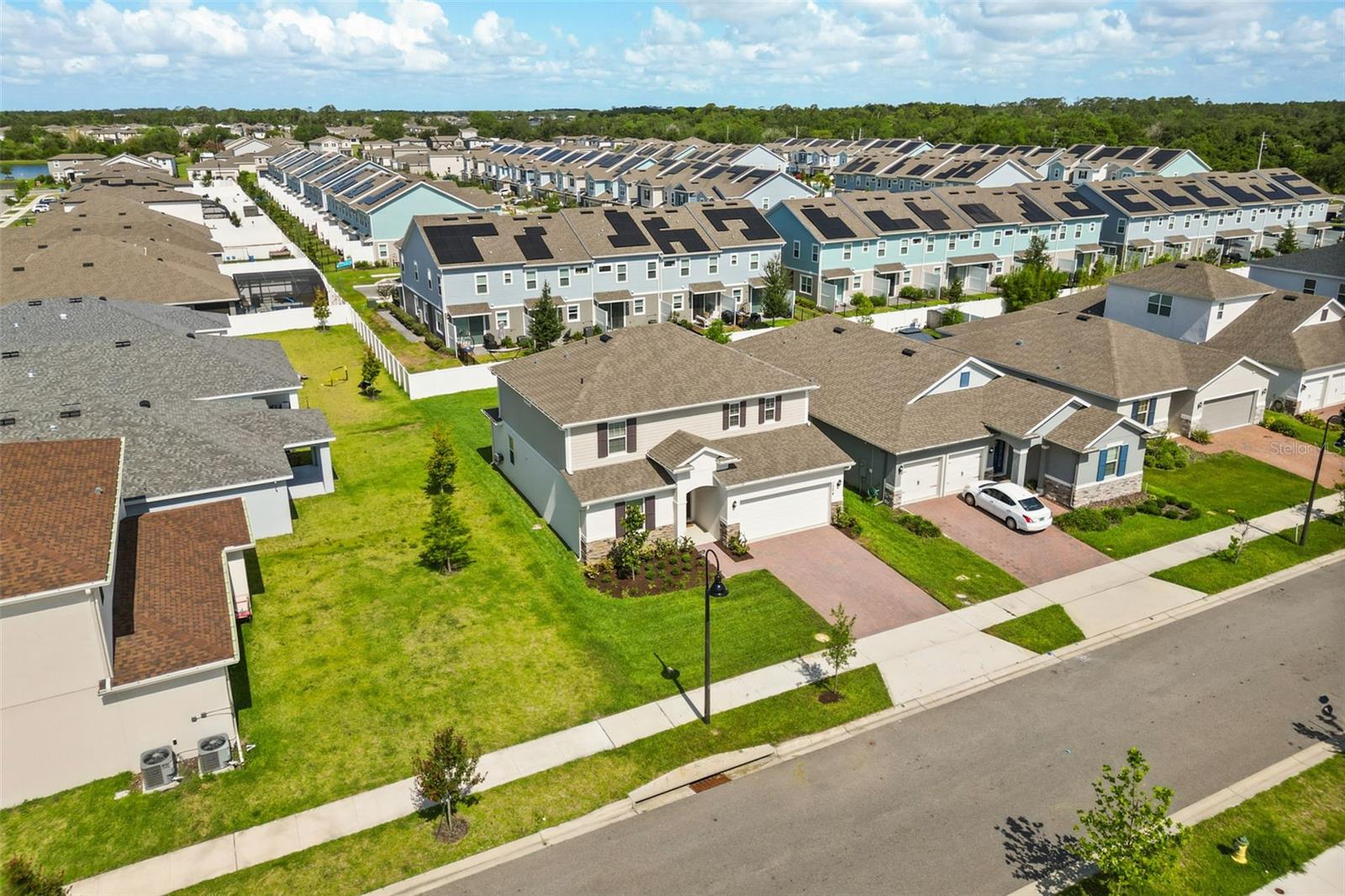 PRAIRIE OAKS - Residential