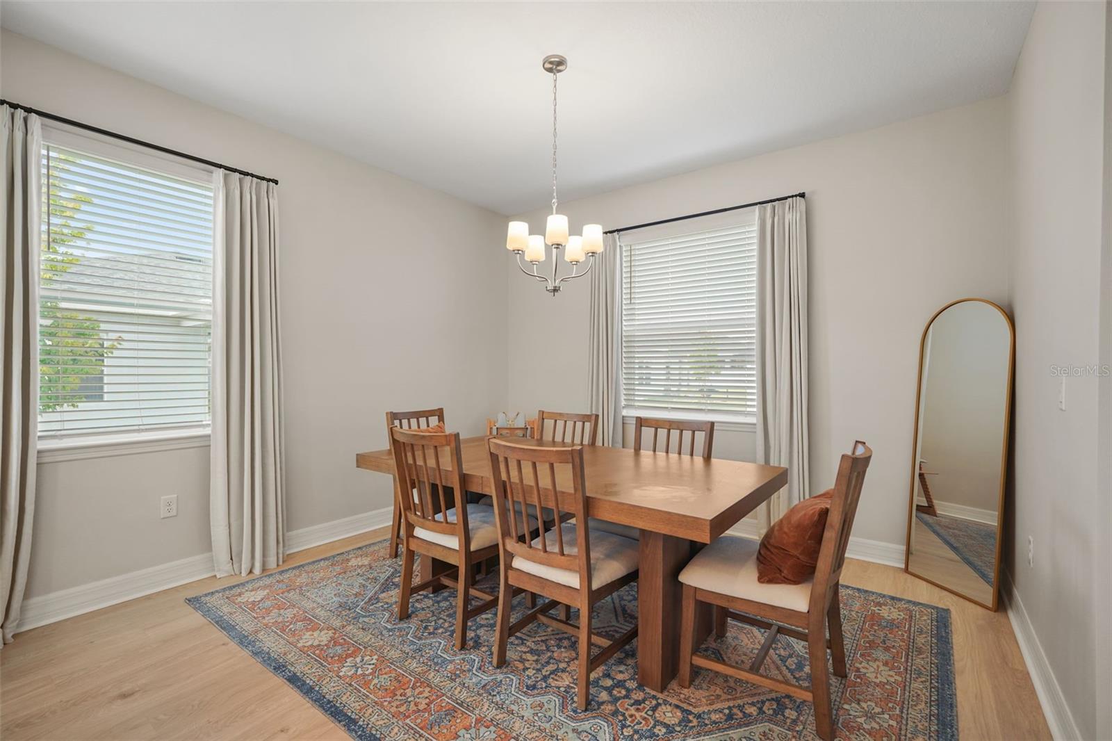 PRAIRIE OAKS - Residential