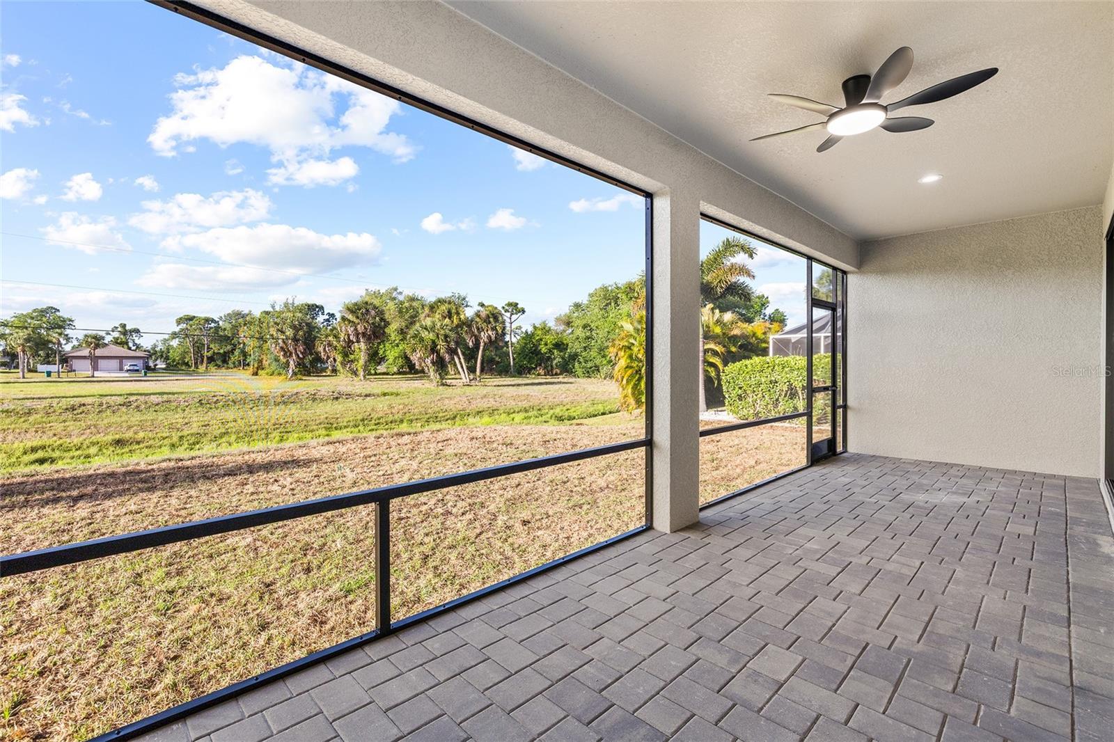 ROTONDA WEST PEBBLE BEACH - Residential