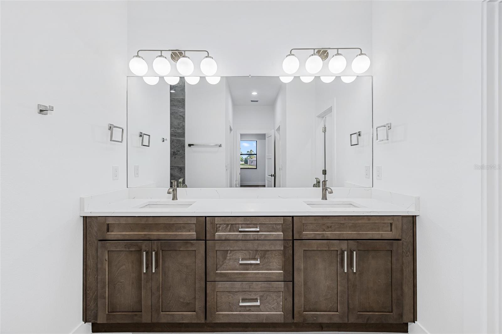 ROTONDA WEST PEBBLE BEACH - Residential