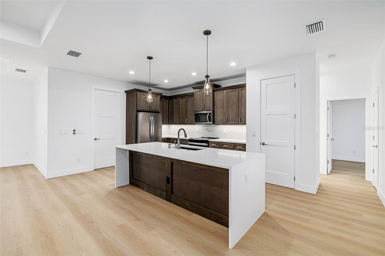 ROTONDA WEST PEBBLE BEACH - Residential