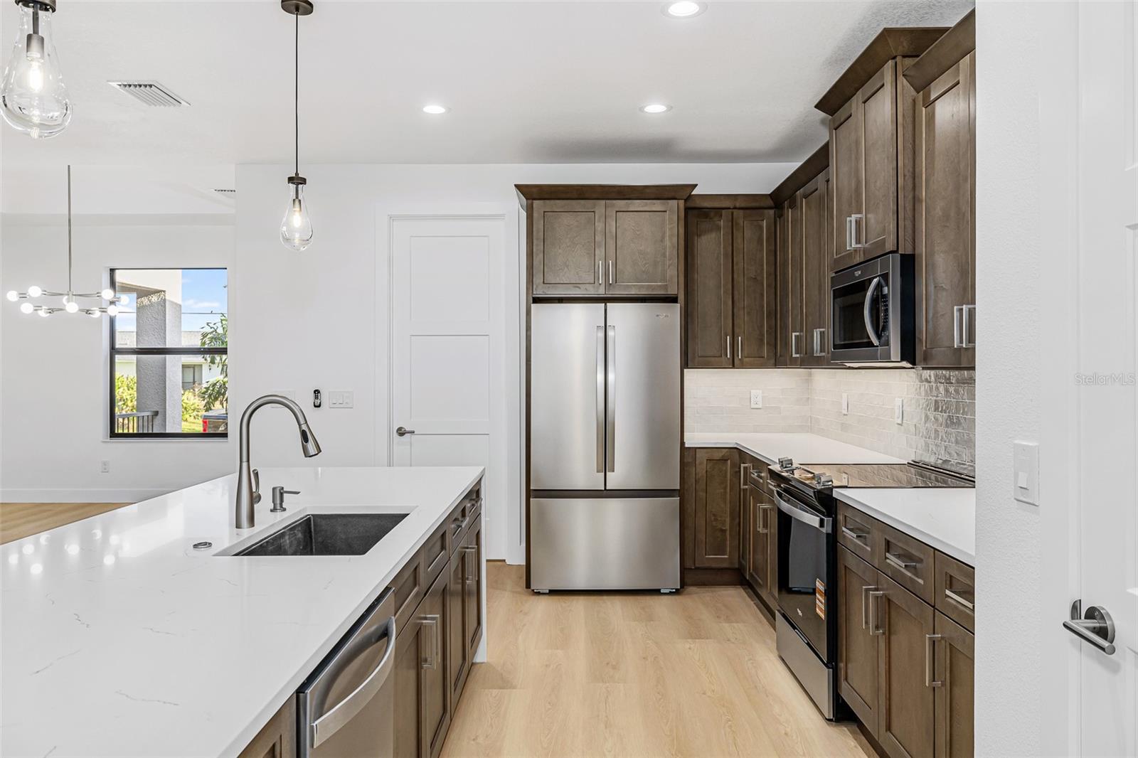 ROTONDA WEST PEBBLE BEACH - Residential