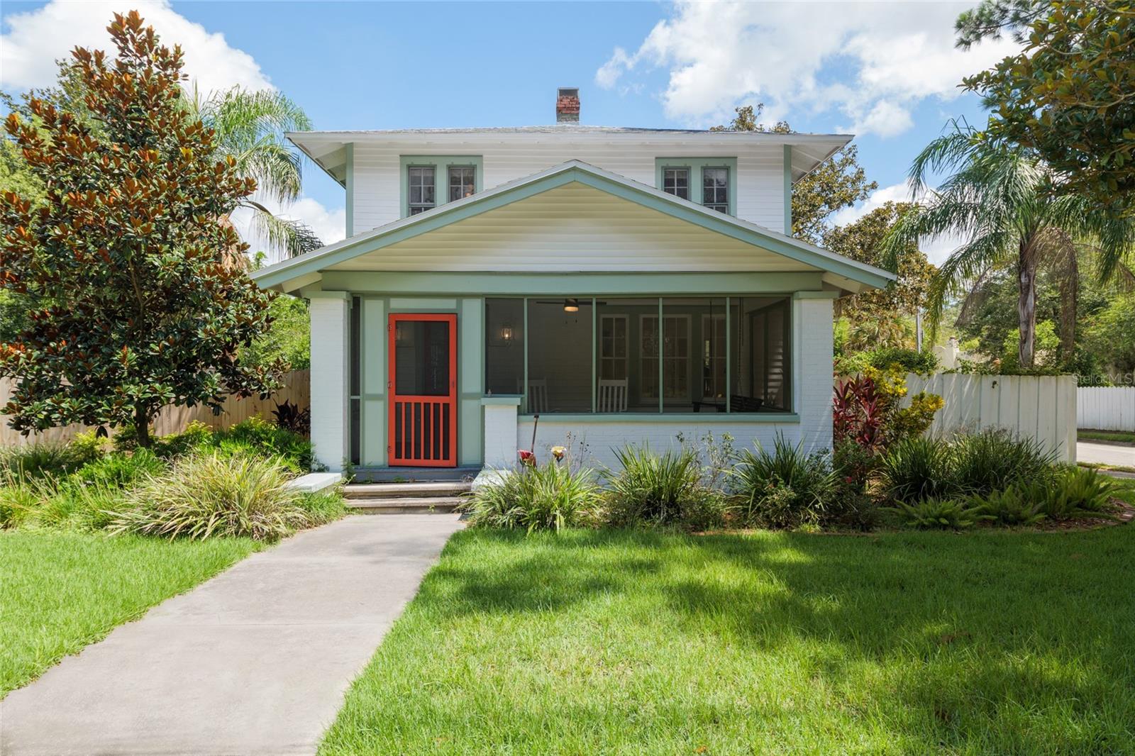704 NE 4TH STREET