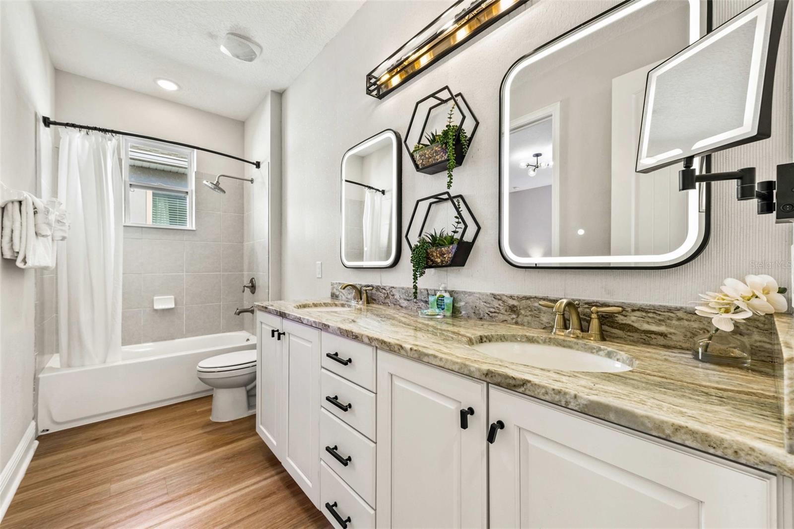 REUNION WEST PH 4 - Residential Lease