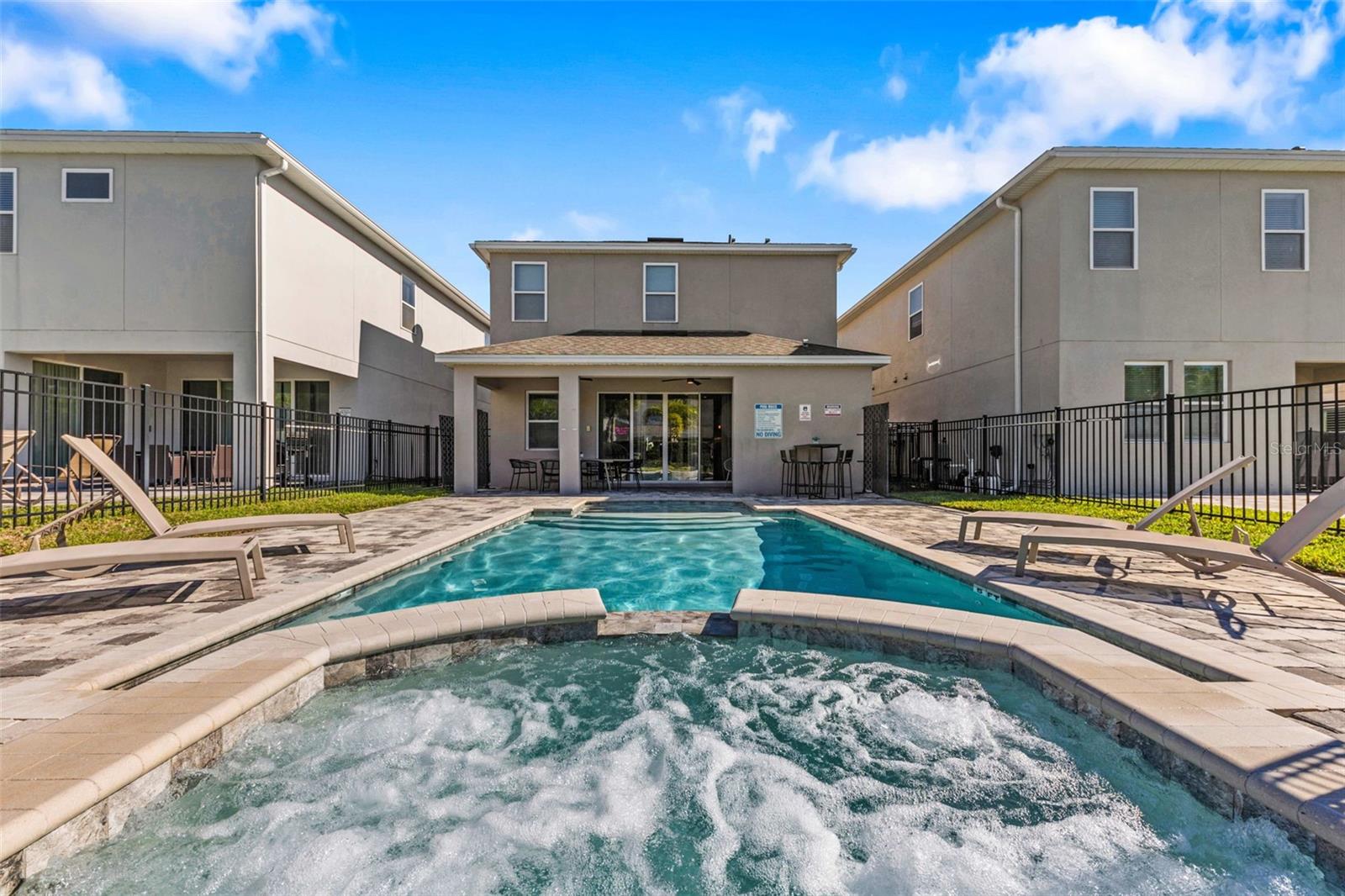 REUNION WEST PH 4 - Residential Lease