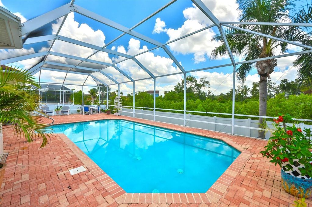 Photo of 902 Bunker View Drive, Apollo Beach, FL 33572 (MLS # TB8416027)