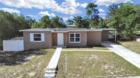 7098 HOLIDAY DRIVE SPRING HILL FL 34606