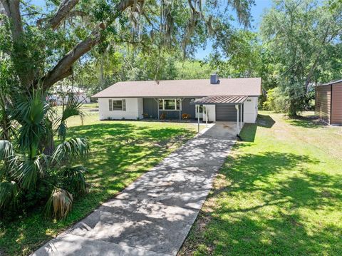 1534 CENTER STREET DELAND FL 32720