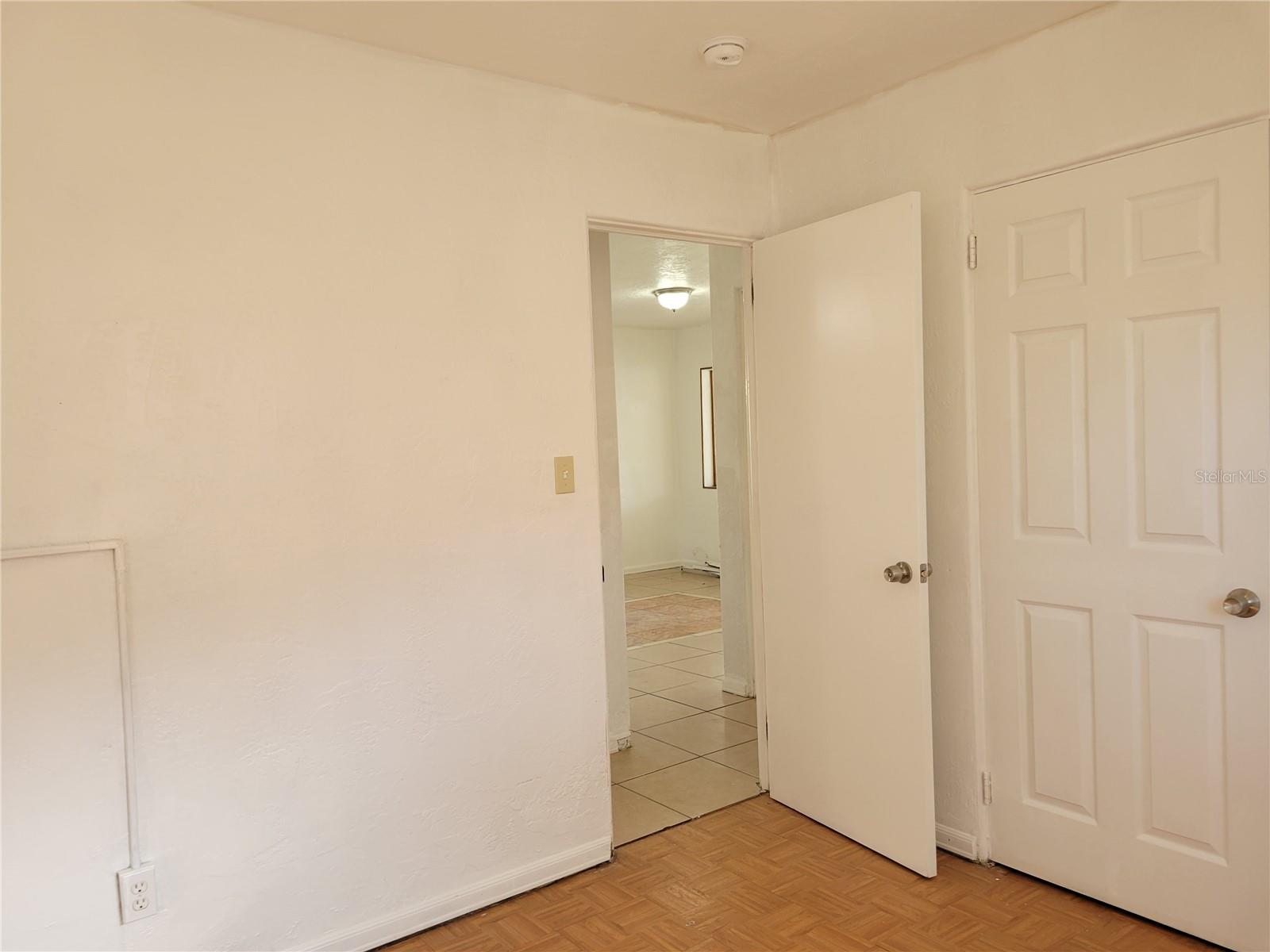 1421 PRESCOTT STREET S