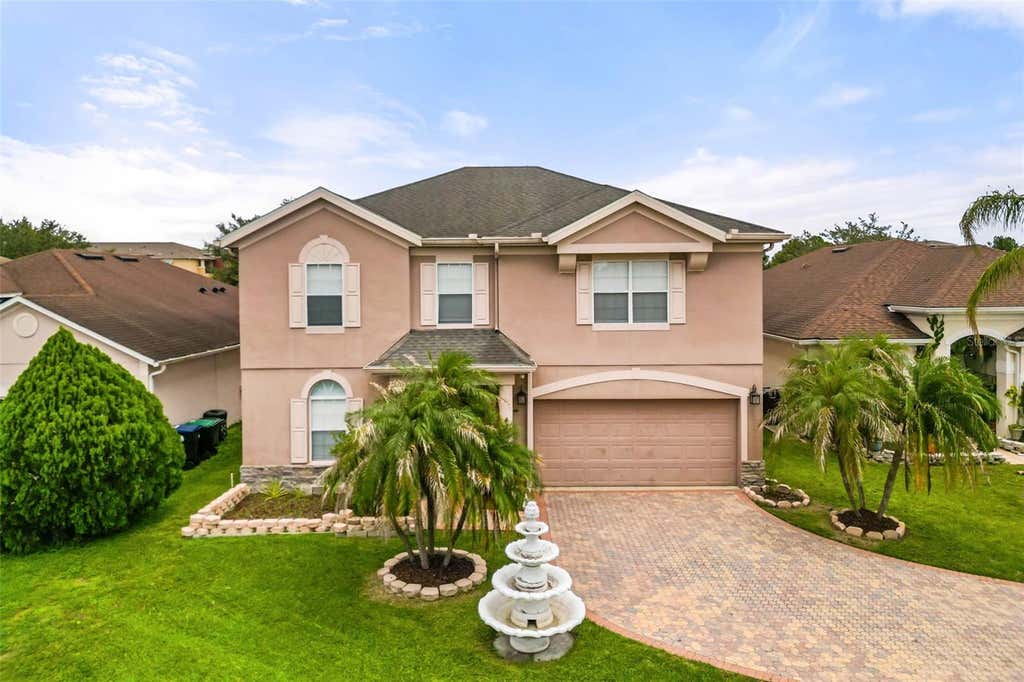 Photo of 12341 Accipiter Drive, Orlando, FL 32837 (MLS # S5154816)