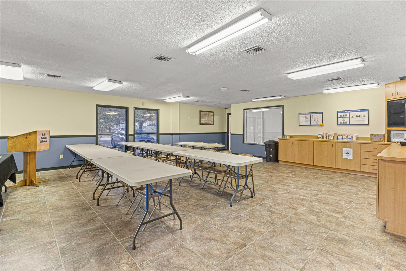 ANTHONY INDUST PARK - Commercial Sale