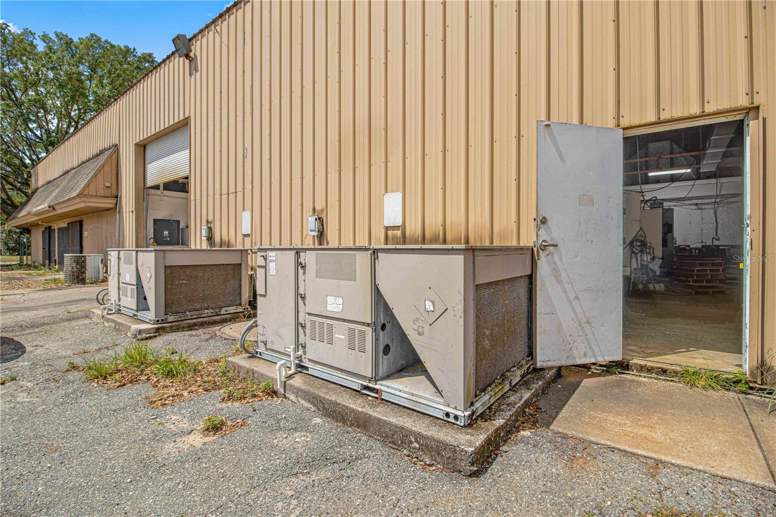ANTHONY INDUST PARK - Commercial Sale