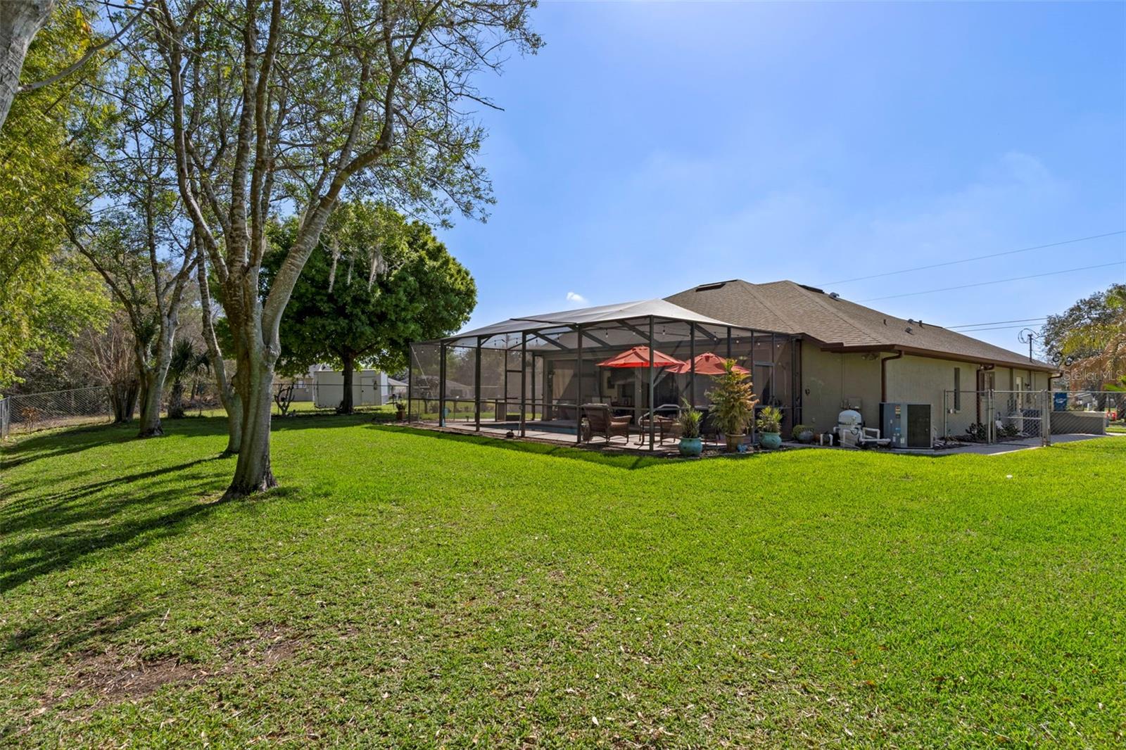 SPRING HILL - Residential