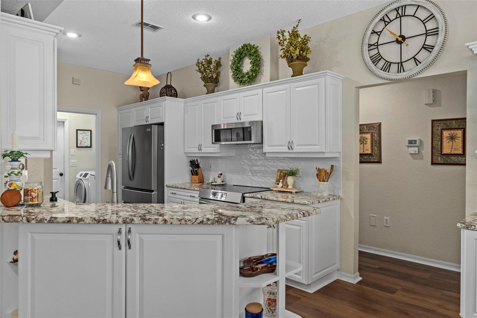 SPRING HILL - Residential