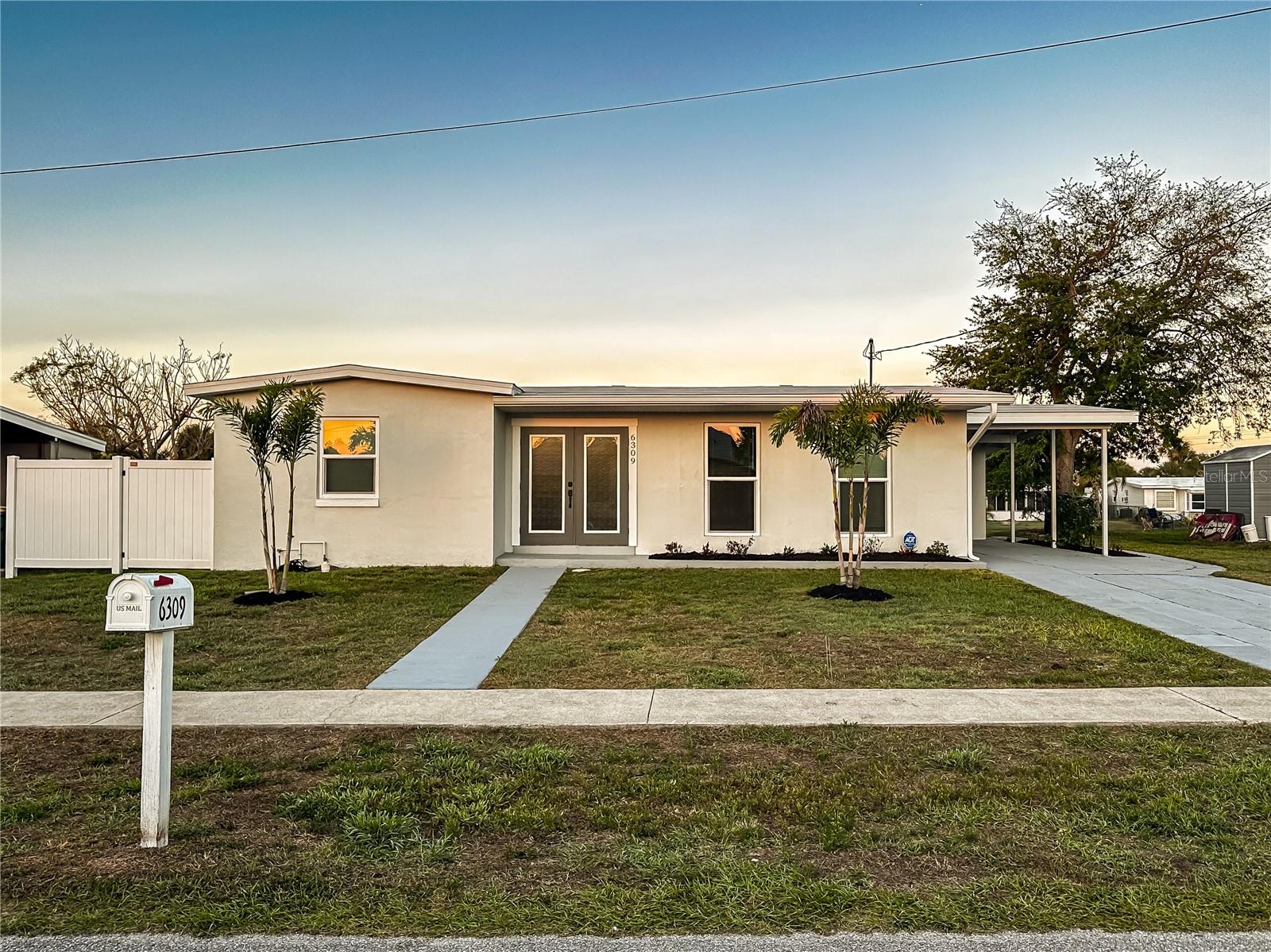 PORT CHARLOTTE SUB 13 - Residential