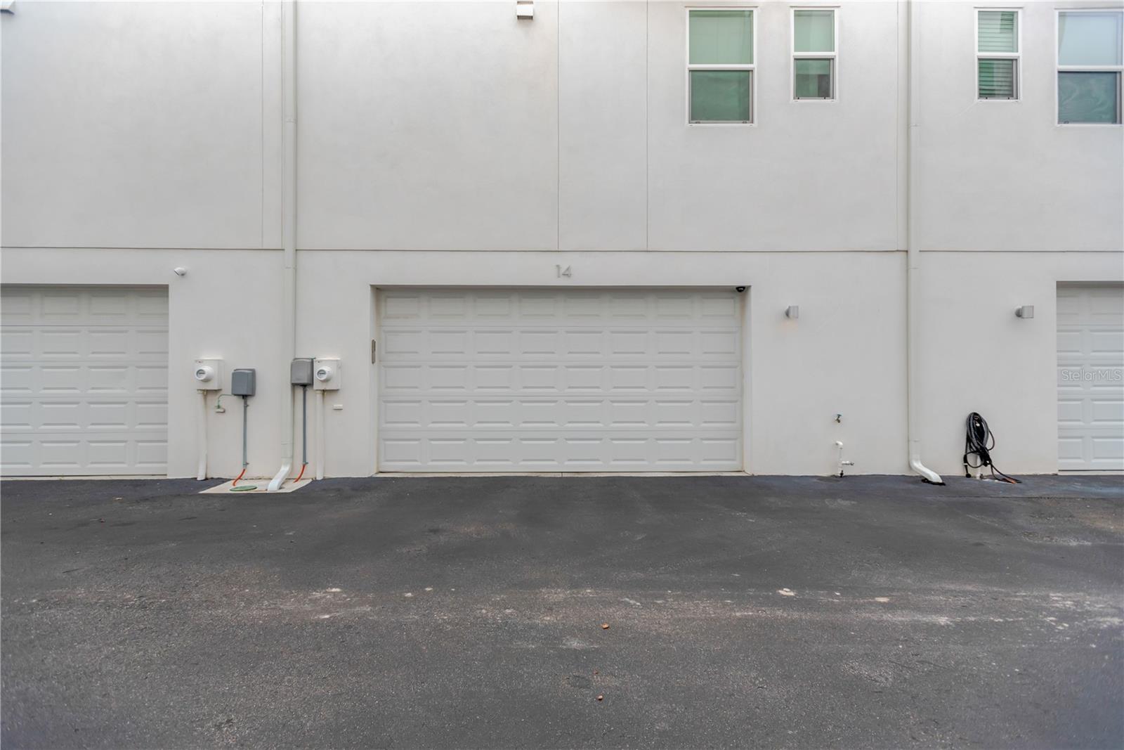 TROPICAL TERRACE - Residential