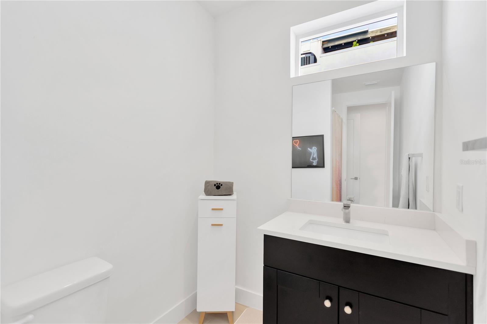 TROPICAL TERRACE - Residential