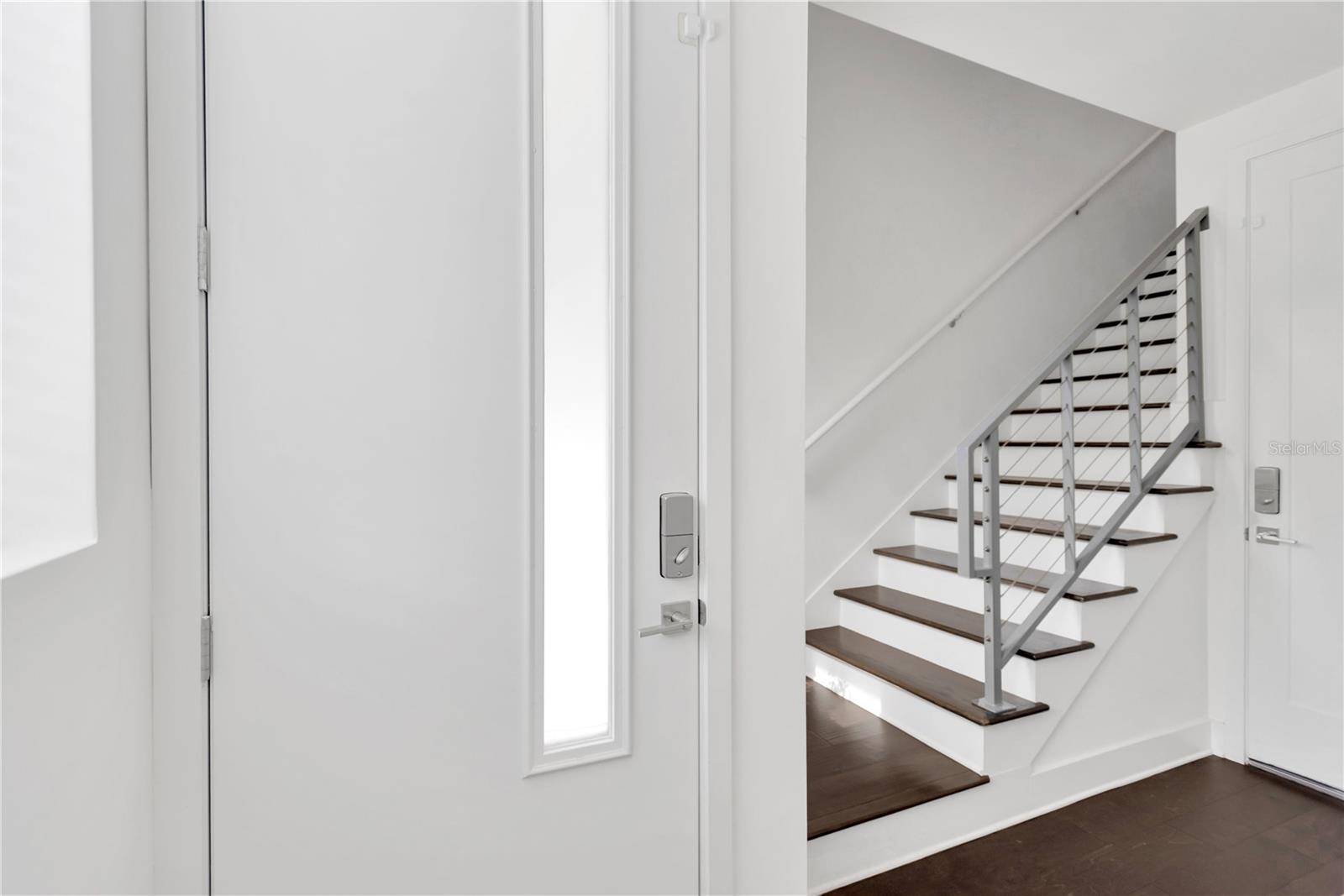 TROPICAL TERRACE - Residential