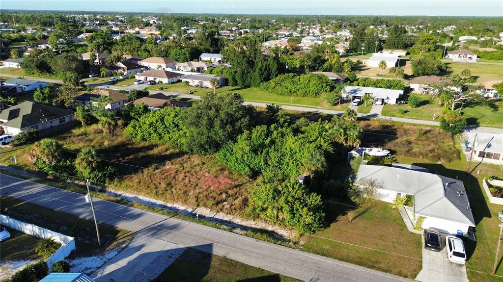 Photo of 34 Orduna Drive, North Port, FL 34287 (MLS # C7516543)