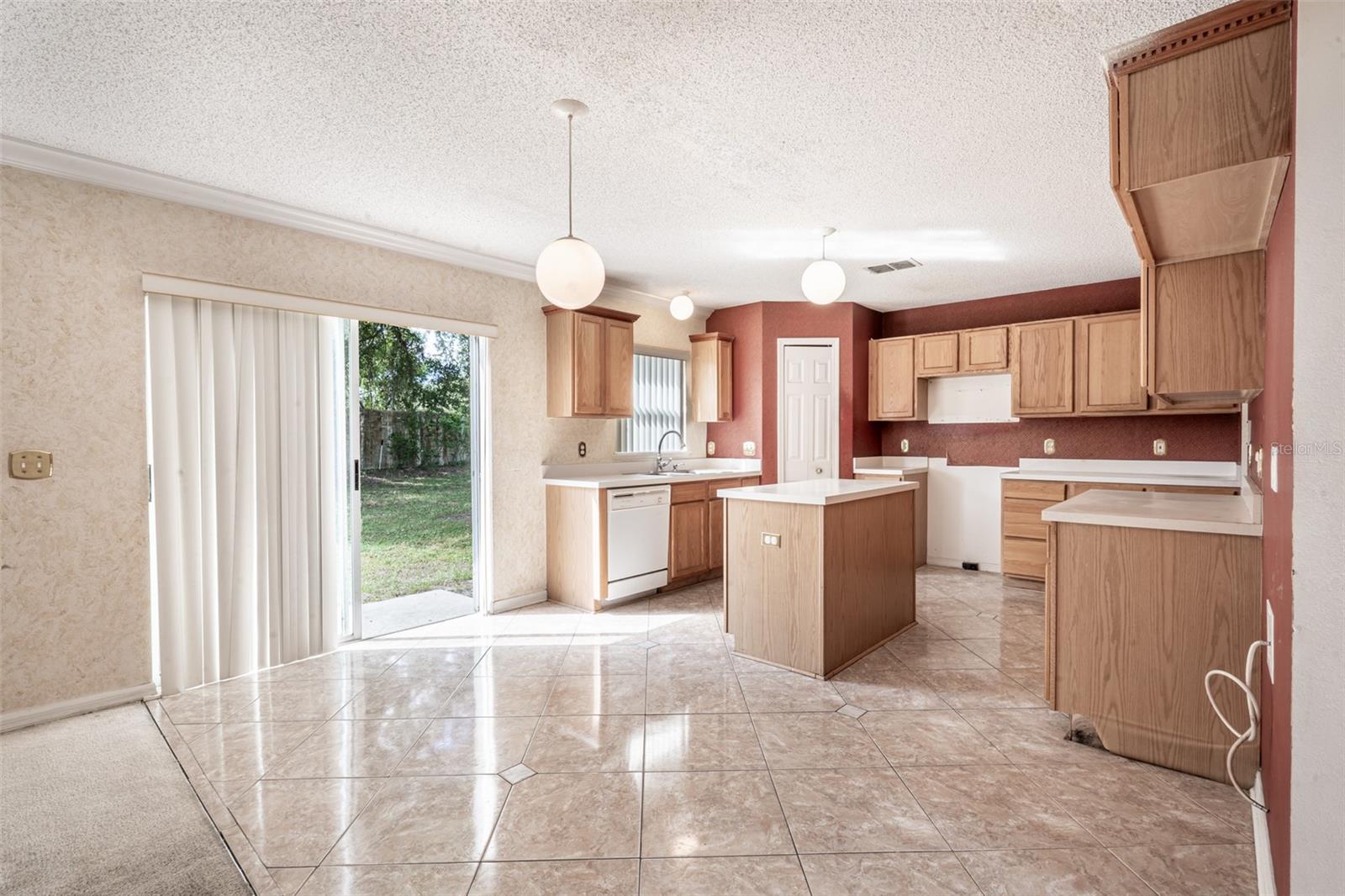 LAKE JESSAMINE ESTATES - Residential