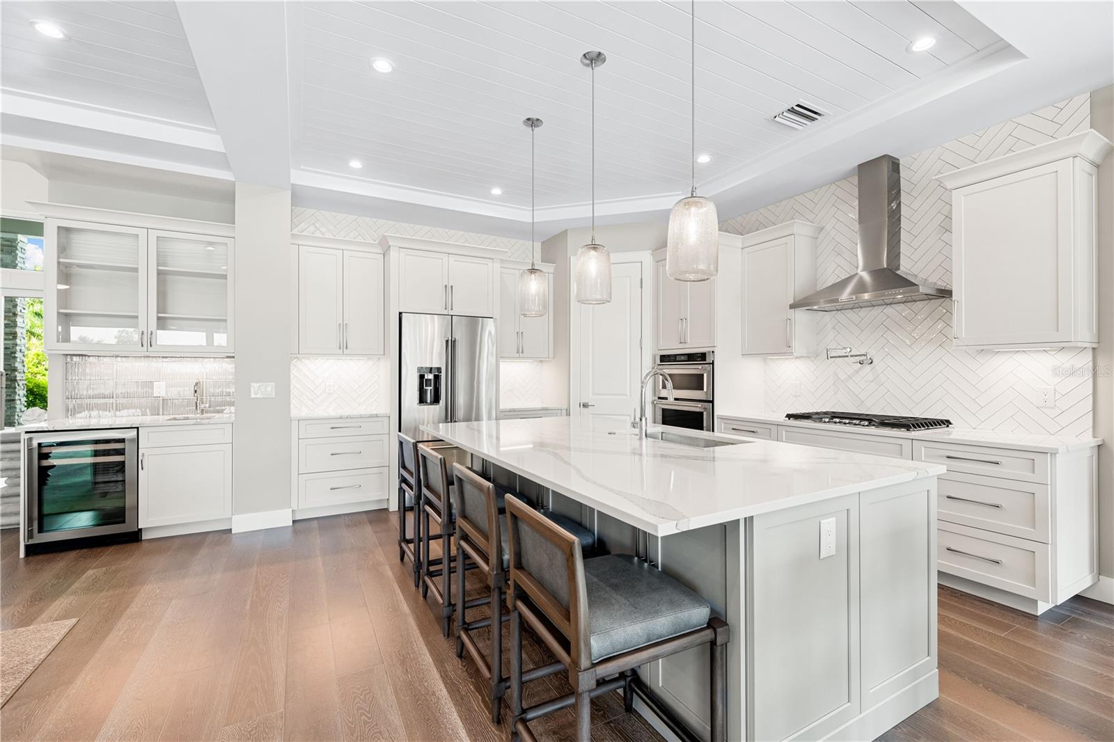 0000 - NOT PART OF A SUBDIVISION - Residential