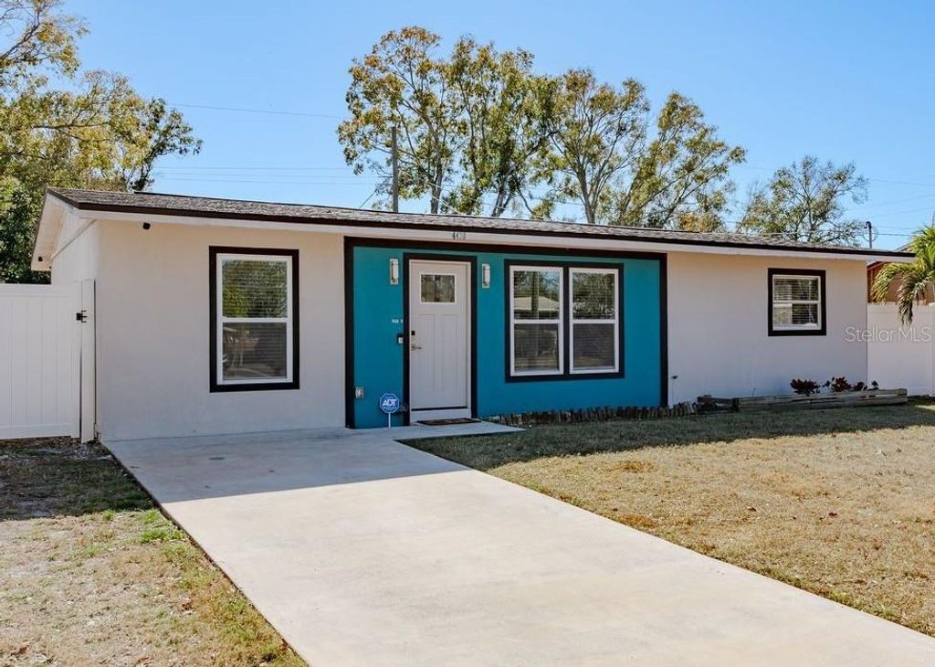 Photo of 4430 W Trilby Avenue, Tampa, FL 33616 (MLS # TB8472872)