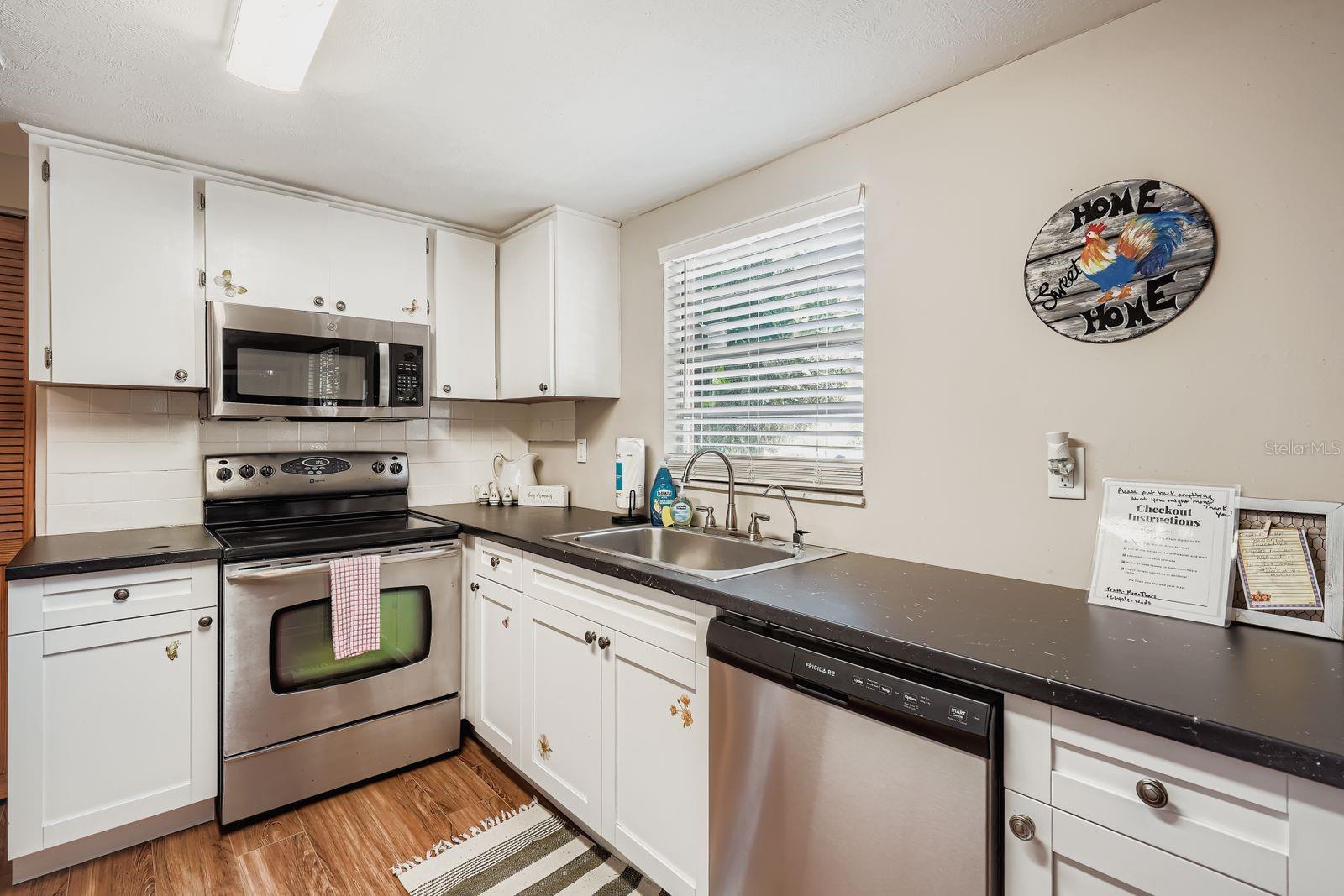 ANCLOTE RIVER ESTATES - Residential