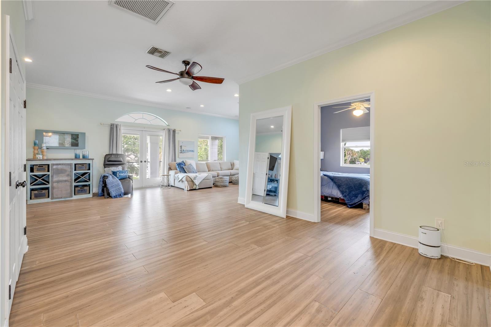 INLET SHORES - Residential
