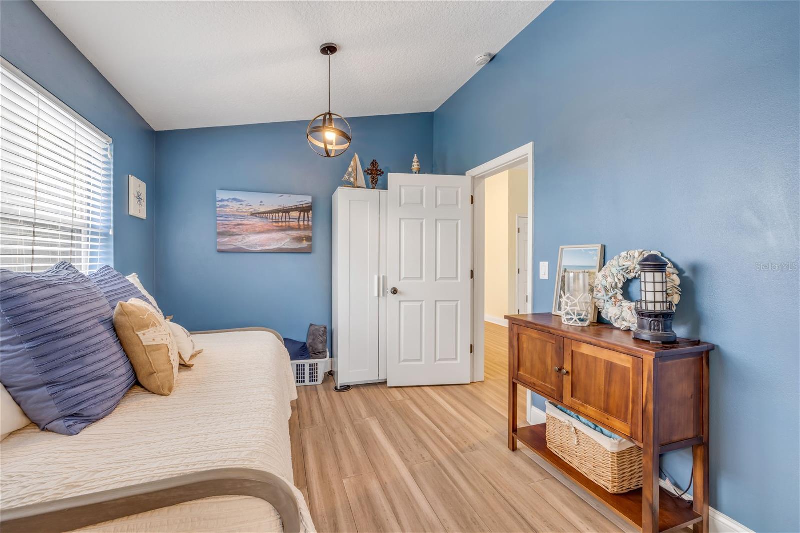 INLET SHORES - Residential