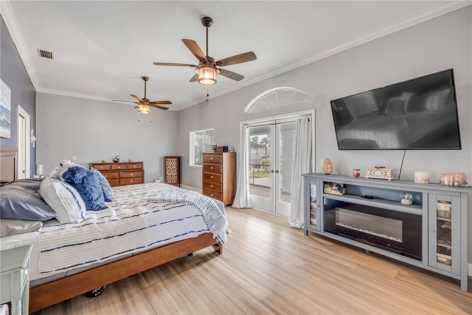 INLET SHORES - Residential