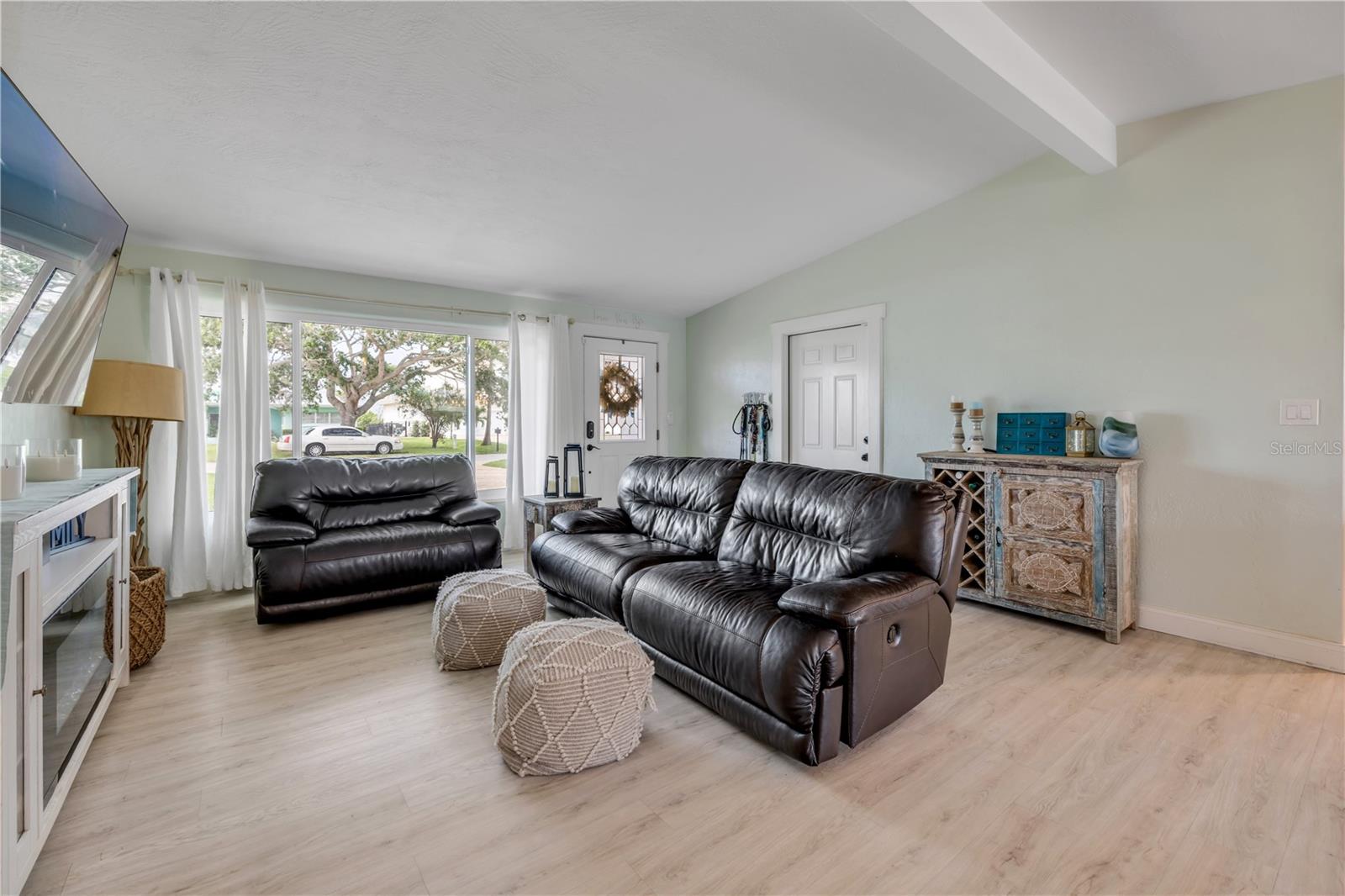 INLET SHORES - Residential