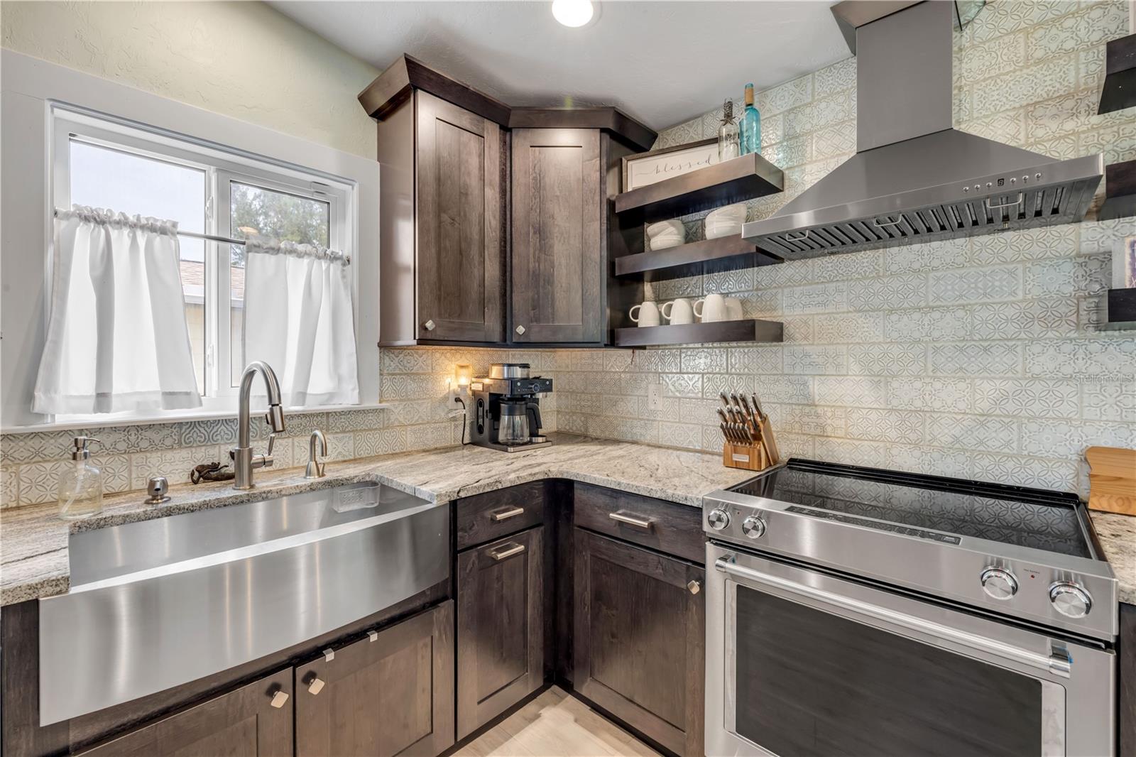 INLET SHORES - Residential