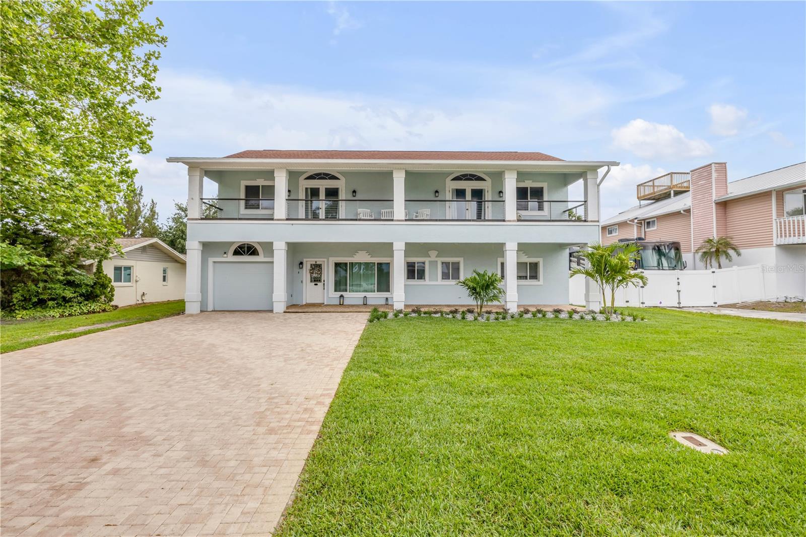 INLET SHORES - Residential
