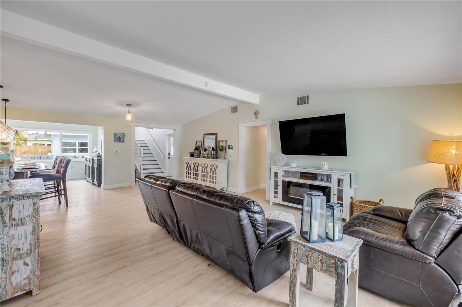 INLET SHORES - Residential