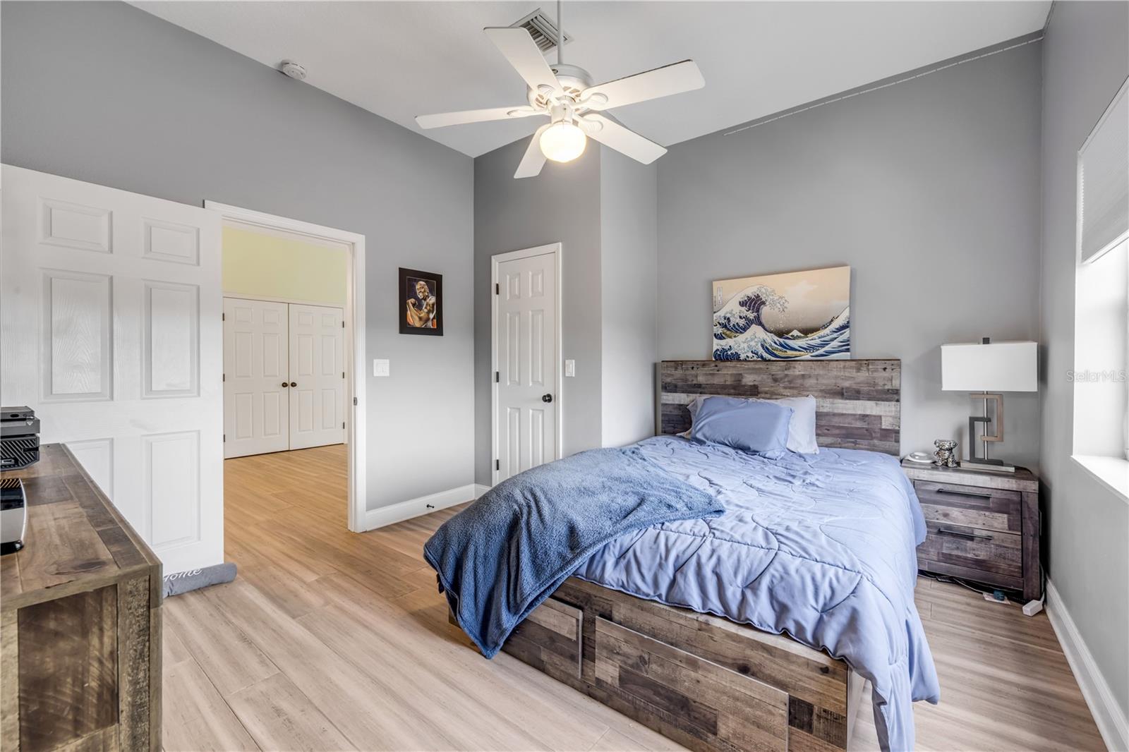INLET SHORES - Residential