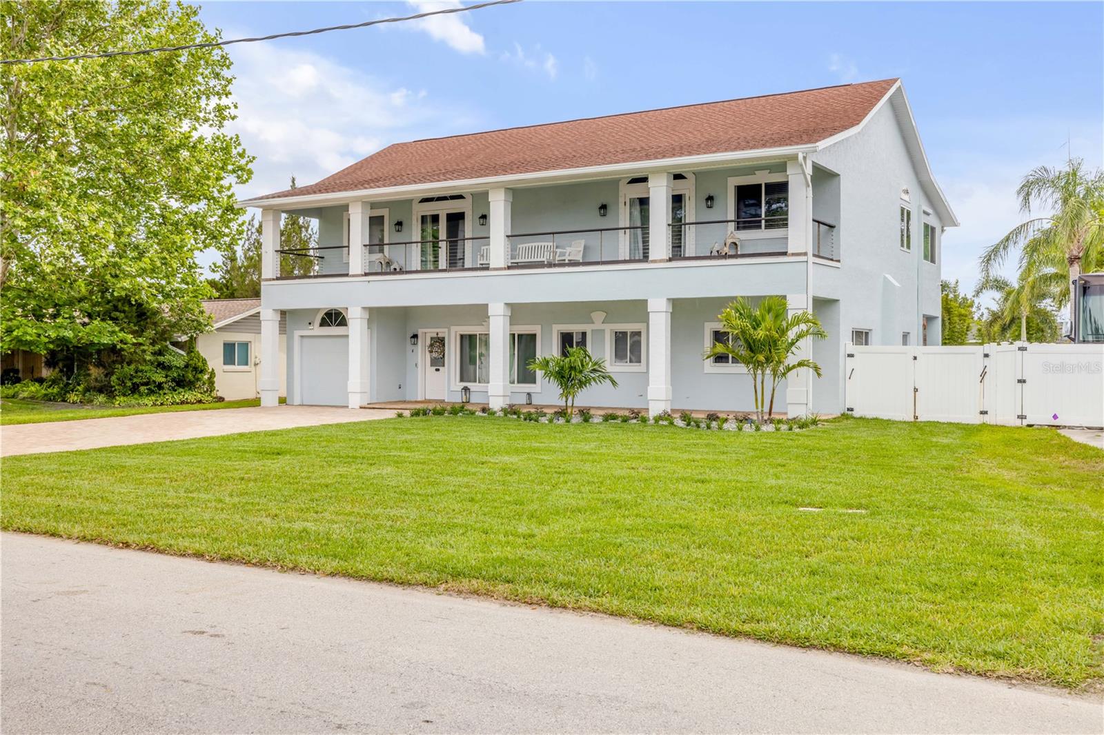 INLET SHORES - Residential