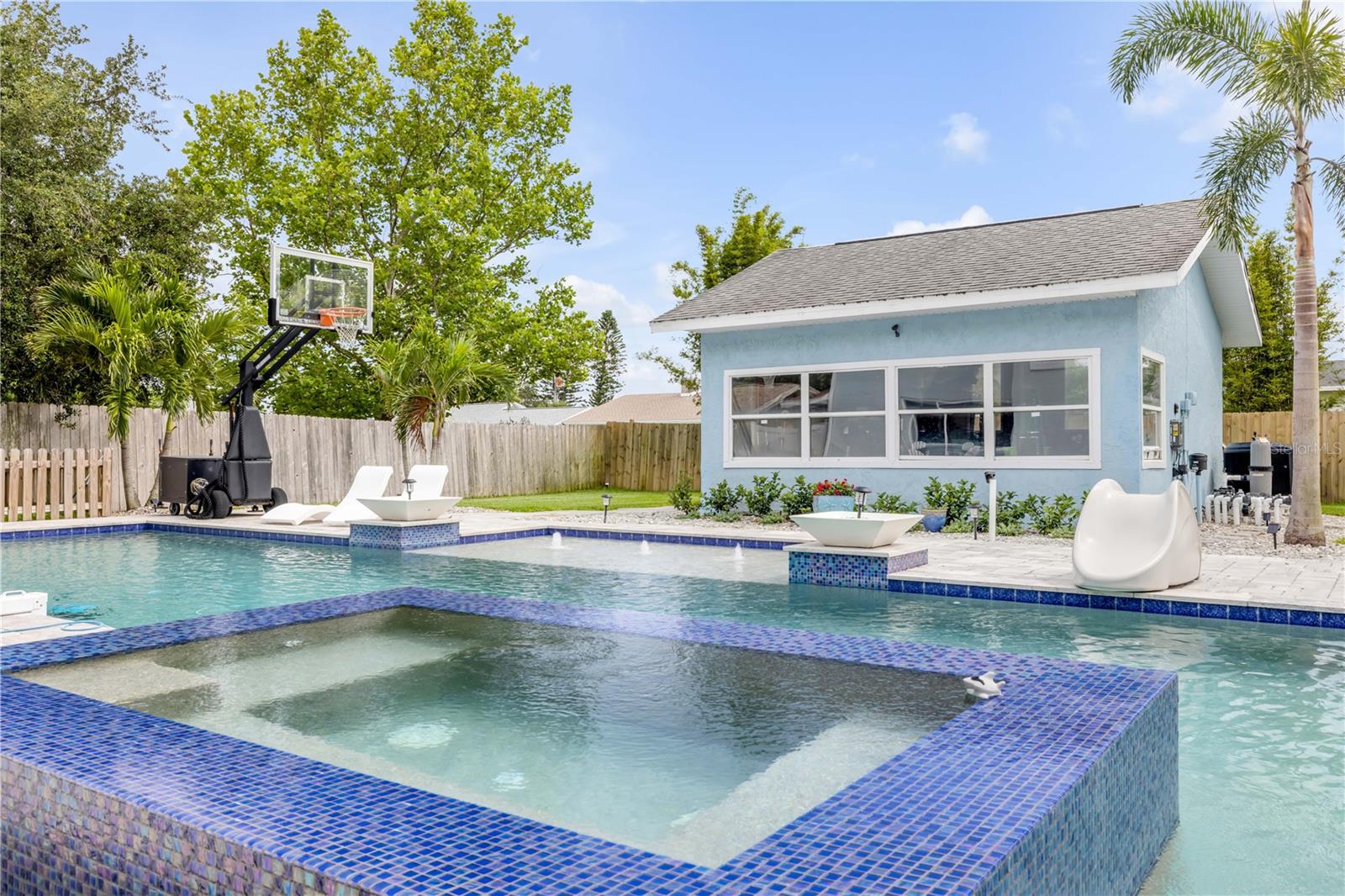 INLET SHORES - Residential