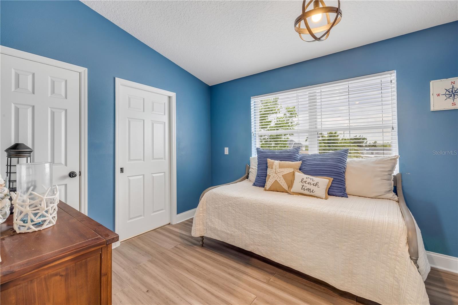 INLET SHORES - Residential