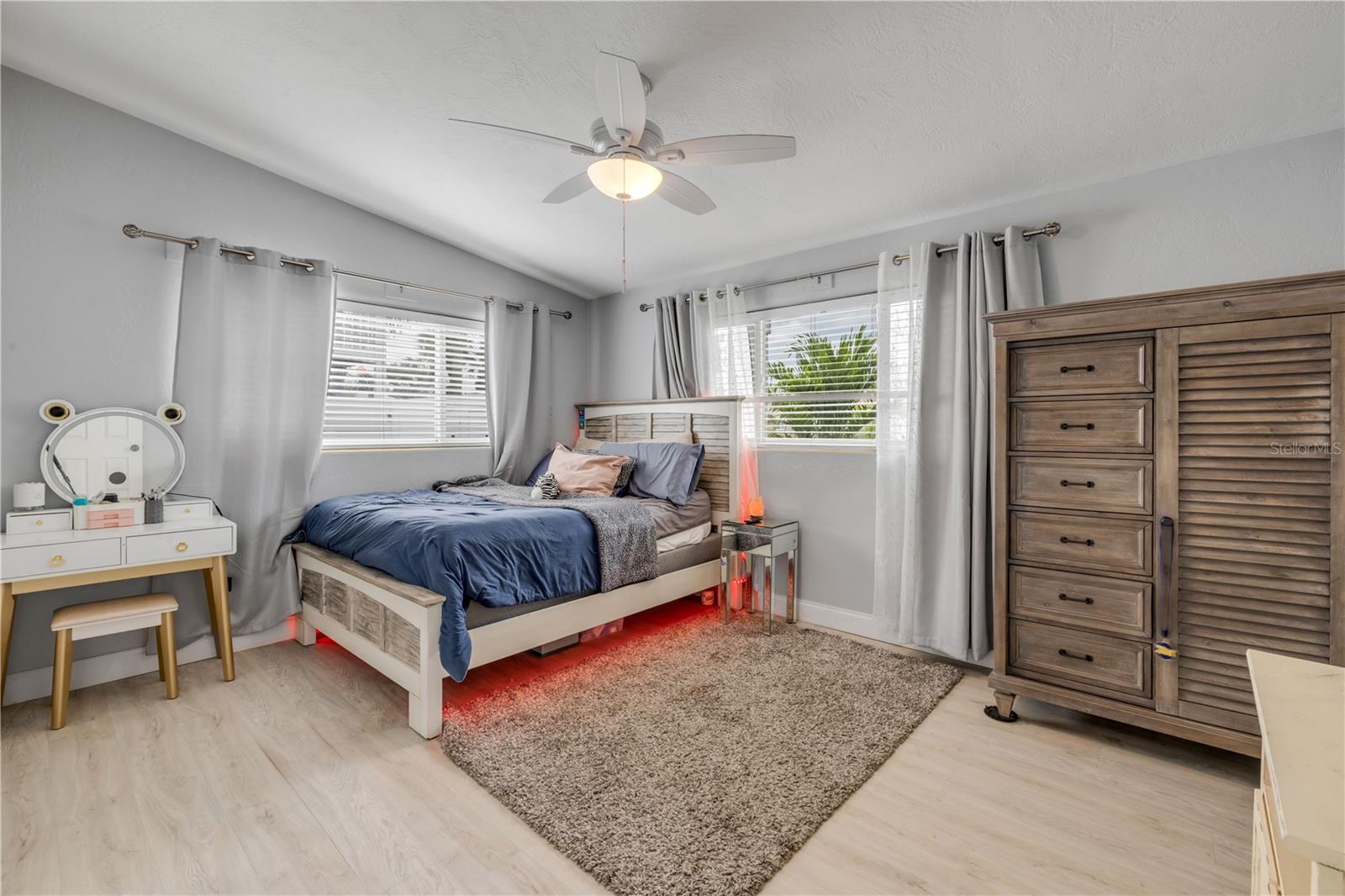 INLET SHORES - Residential